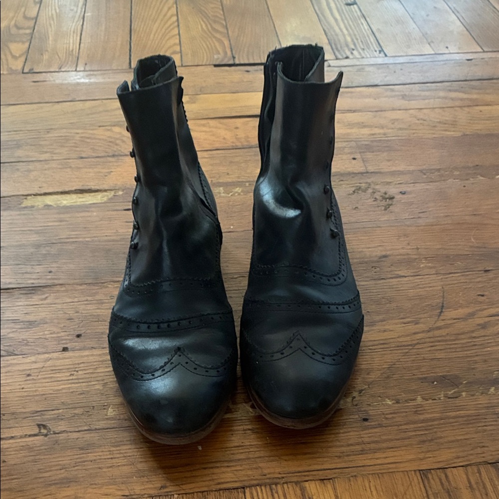 Black Leather Men's Boots